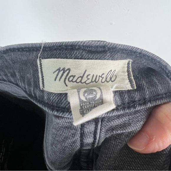 Madewell Perfect Vintage Straight Jeans Lunar Black Raw Hem Size 26 - Picture 4 of 7